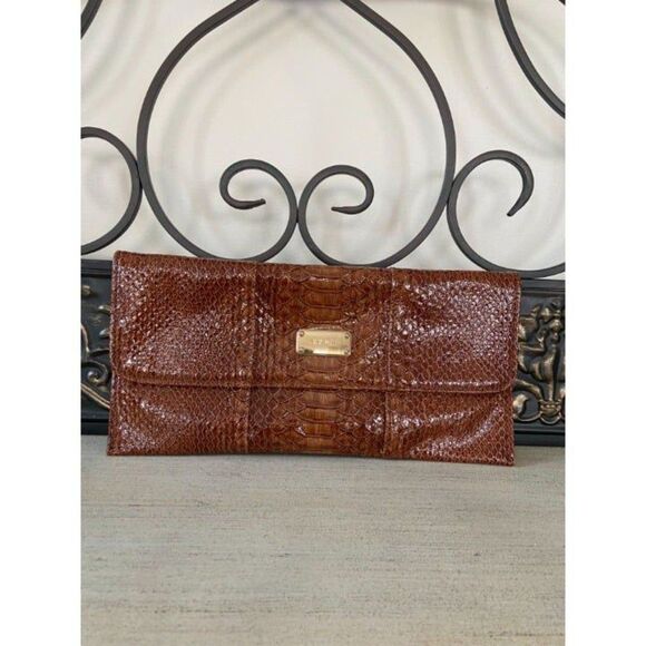 NWT Faux Brown Snakeskin Clutch (Nine West) - Picture 1 of 6